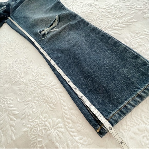 Universal Thread Highest Rise Straight Ripped Jean - Picture 10 of 10